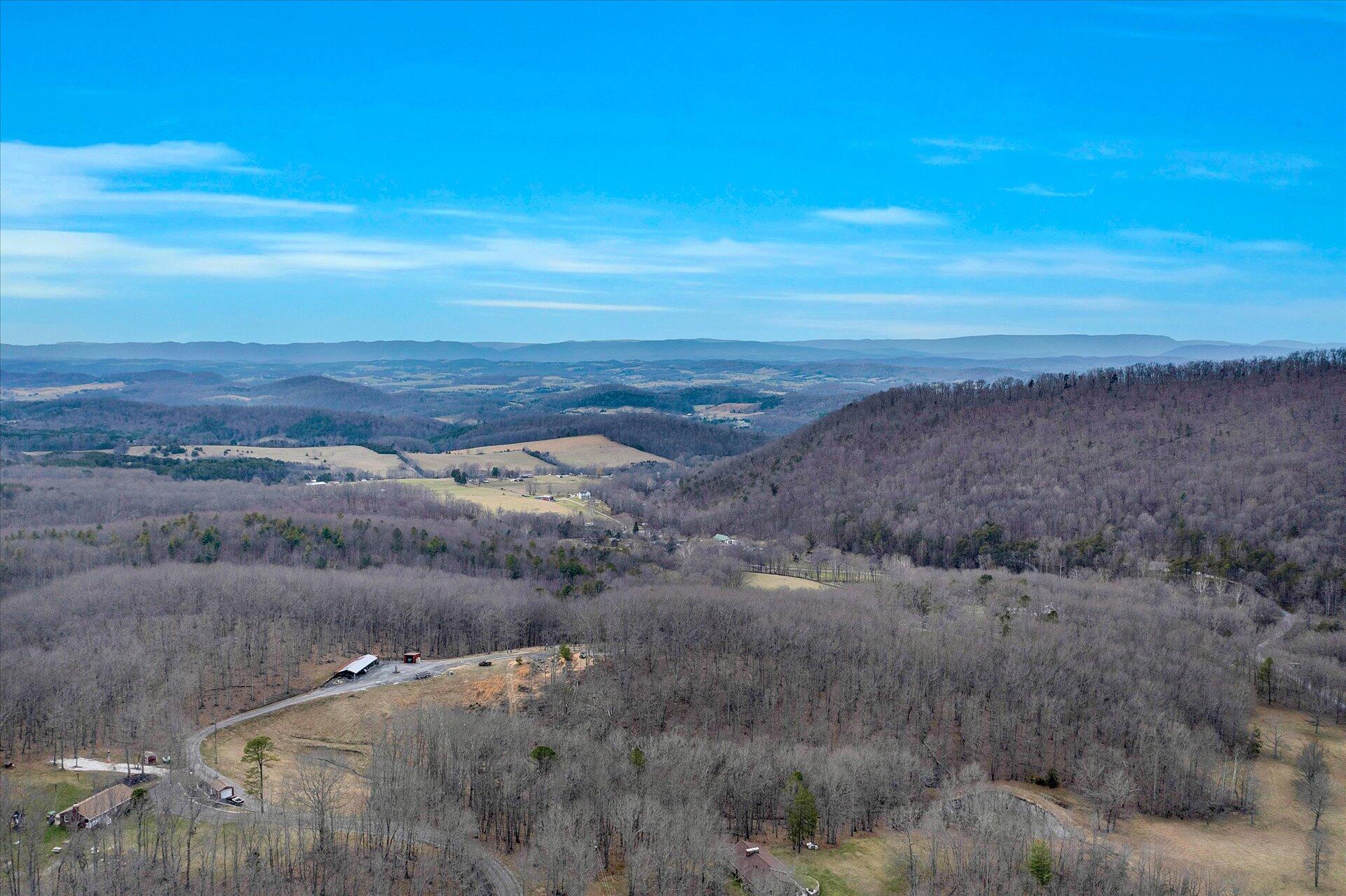 312 Ozark Road Buchanan, VA 24066 - Photo 8 of 50 09-DJI_0198