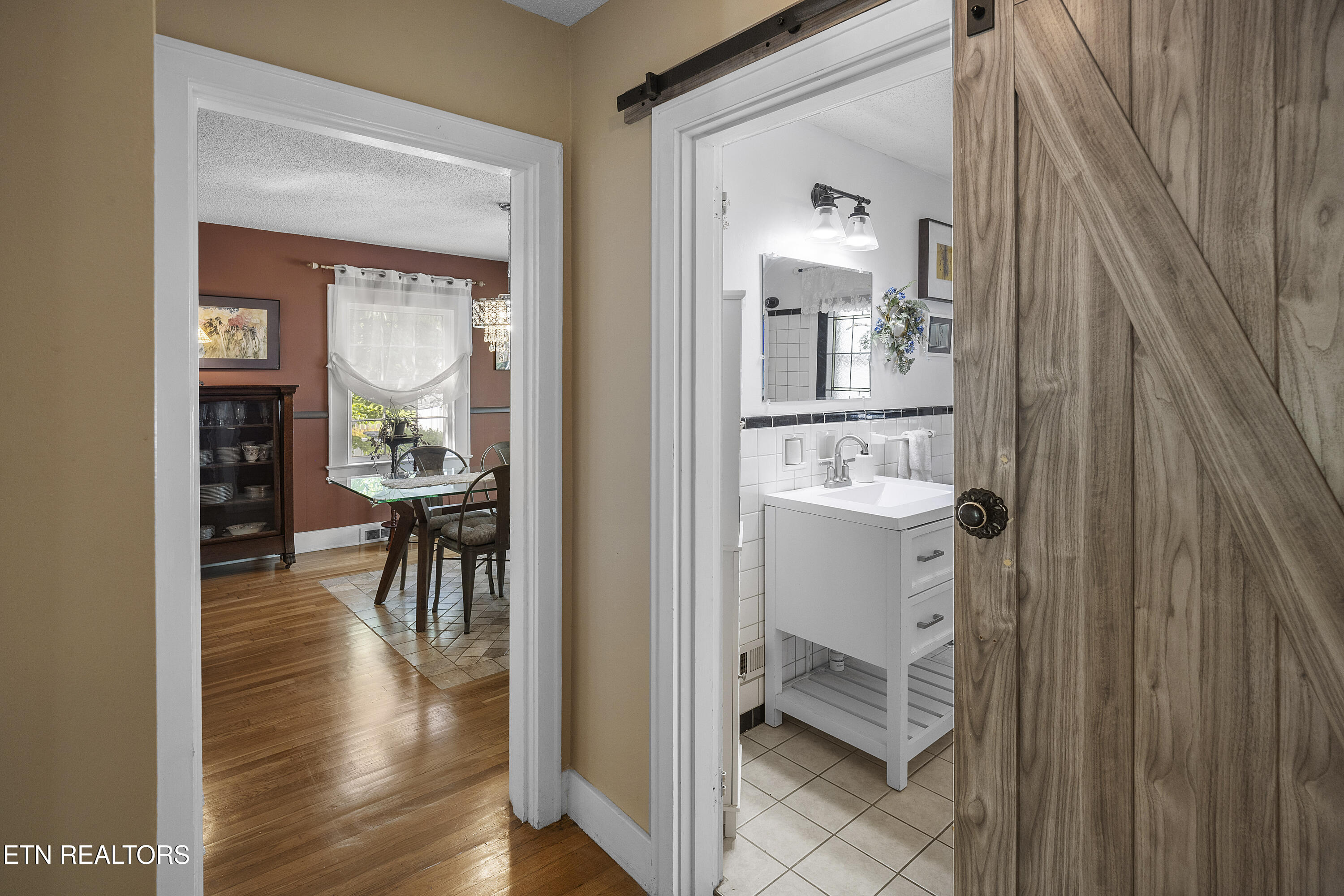 5444 Briercliff Road Knoxville, TN 37918 - Photo 15 of 47 L40A8011