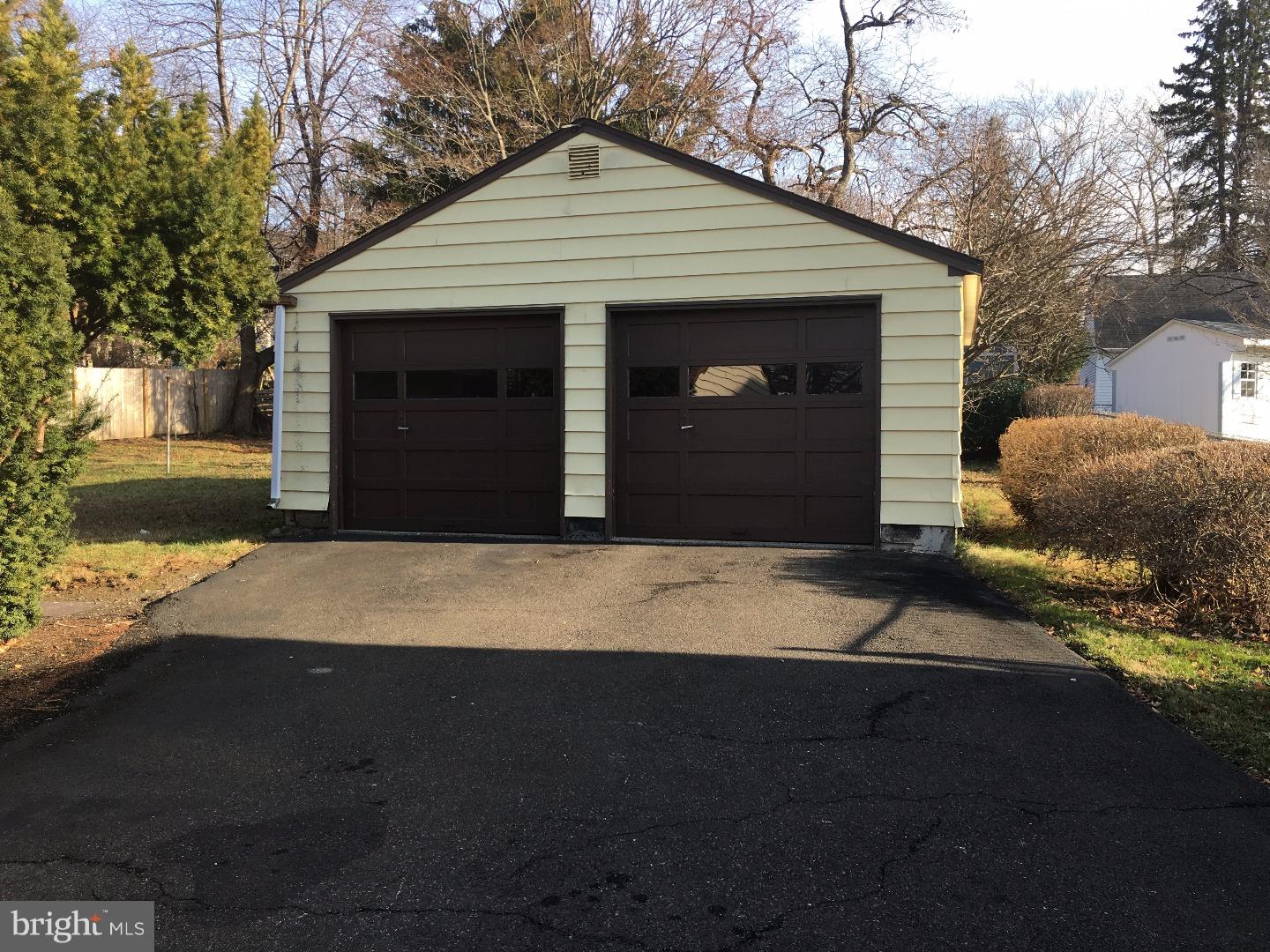 235 Fitzwatertown Road Willow Grove, PA 19090 - Photo 3 of 22 Garage