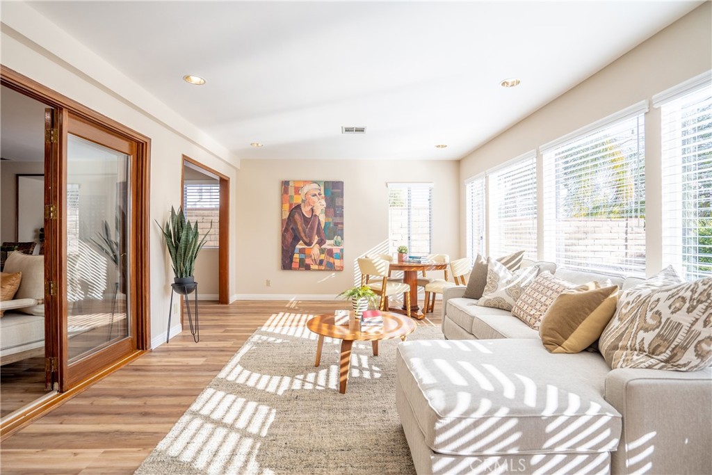 3610 Cartwright Street Pasadena, CA 91107 - Photo 22 of 75 a living room with furniture and a rug