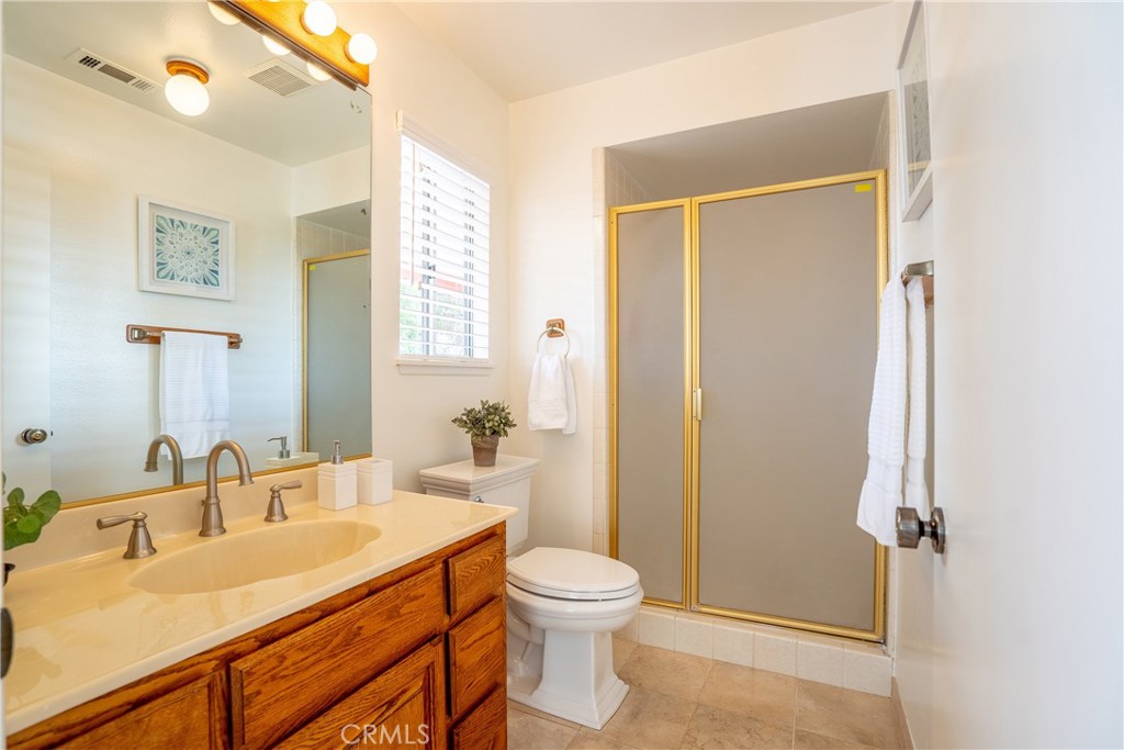 3610 Cartwright Street Pasadena, CA 91107 - Photo 62 of 75 a bathroom with a sink a toilet and shower