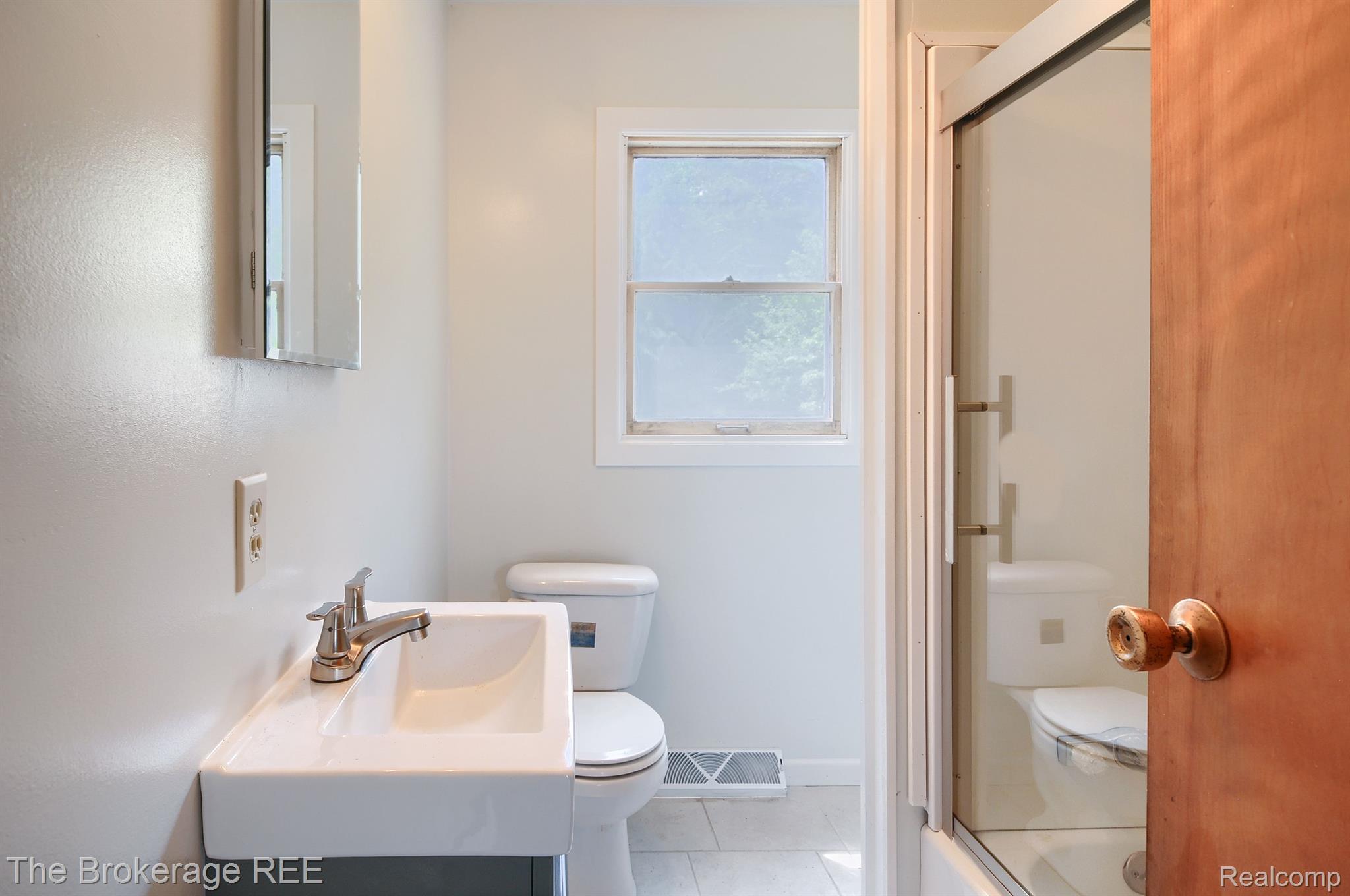 6029 West Wilson Road Clio, MI 48420 - Photo 16 of 21 Gallery Image 16