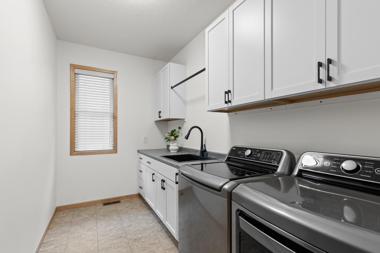 18780 Pathfinder Drive Eden Prairie, MN 55347 - Photo 22 of 59