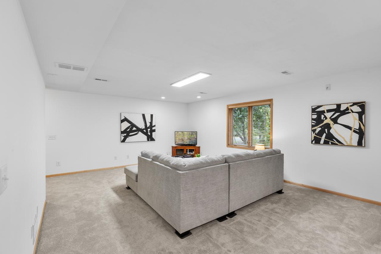 18780 Pathfinder Drive Eden Prairie, MN 55347 - Photo 44 of 59