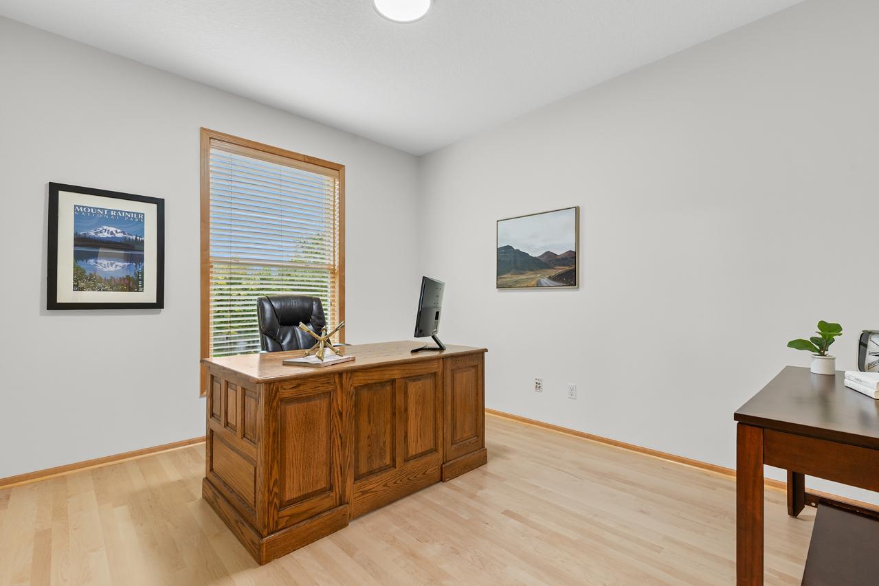 18780 Pathfinder Drive Eden Prairie, MN 55347 - Photo 10 of 59