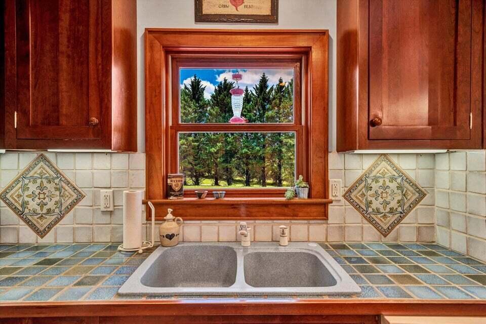 8451 Holly Tree Road Boones Mill, VA 24065 - Photo 17 of 67 20240614181932499643000000-o
