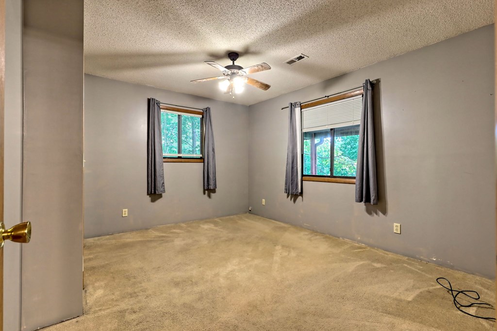 41 Silver Maple Lane Murphy, NC 28906 - Photo 26 of 52 Gallery Image 26