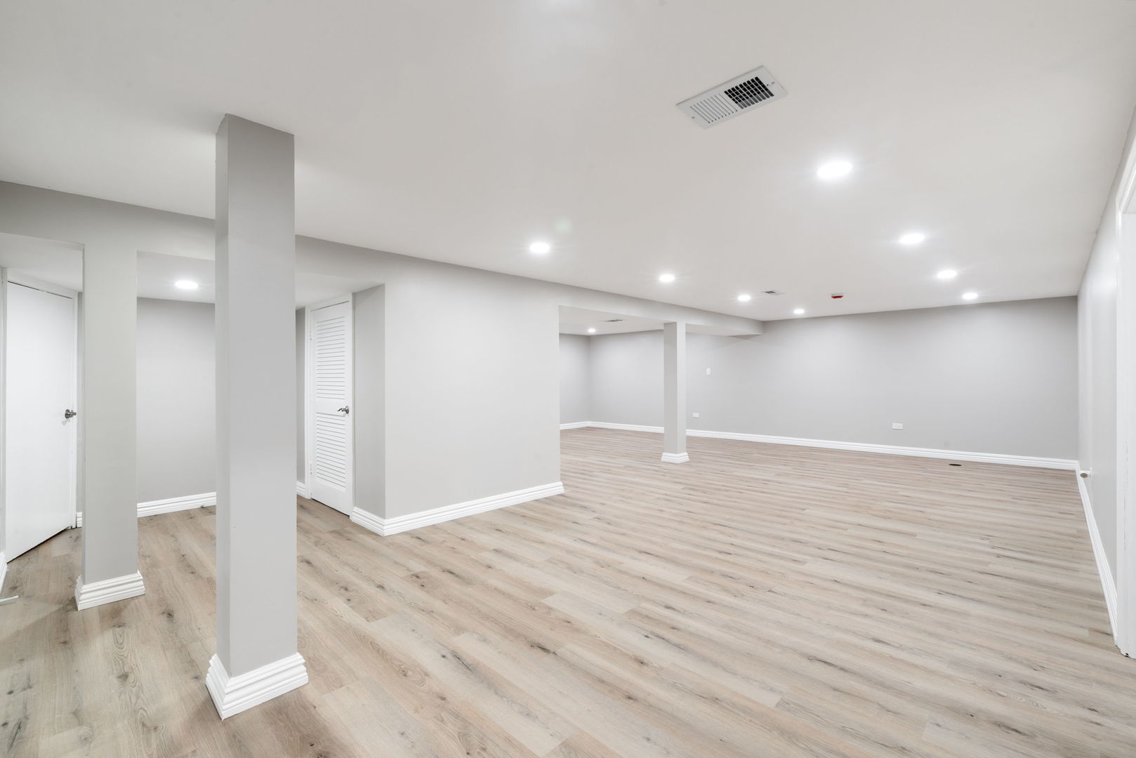 92 North Airlite Street Elgin, IL 60123 - Photo 18 of 25 a view of empty room with wooden floor