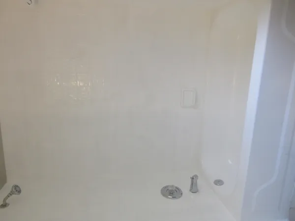 $2,500 | 4111 Northwest 114th Avenue, Coral Springs, FL 33065