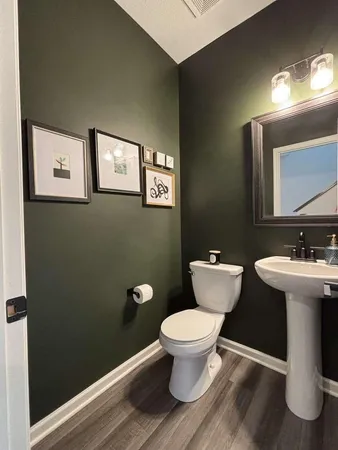 $467,779 | 212 Junco Road North, Lake Elmo, MN 55042