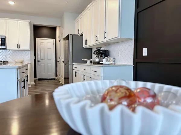 $467,779 | 212 Junco Road North, Lake Elmo, MN 55042