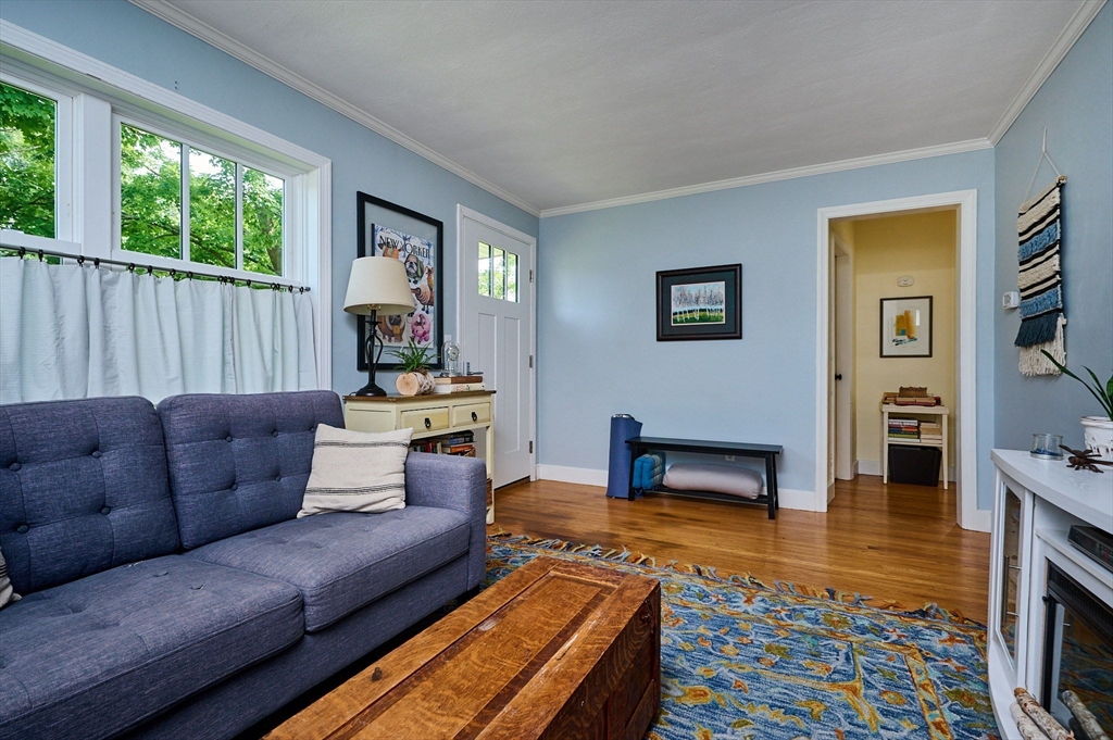 193 Rocky Hill Road Hadley, MA 01035 - Photo 11 of 30 Gallery Image 11