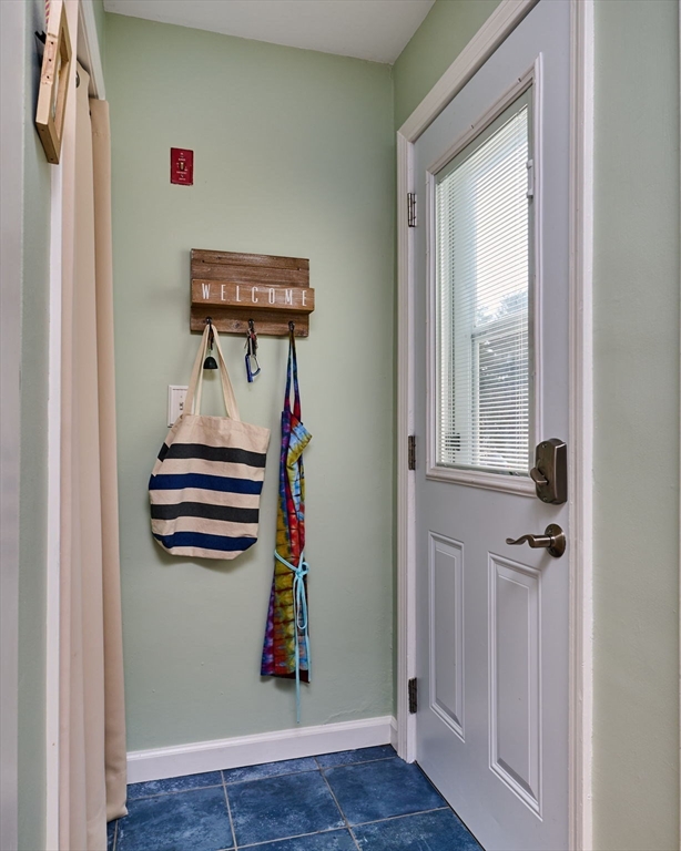 193 Rocky Hill Road Hadley, MA 01035 - Photo 8 of 30 Gallery Image 8