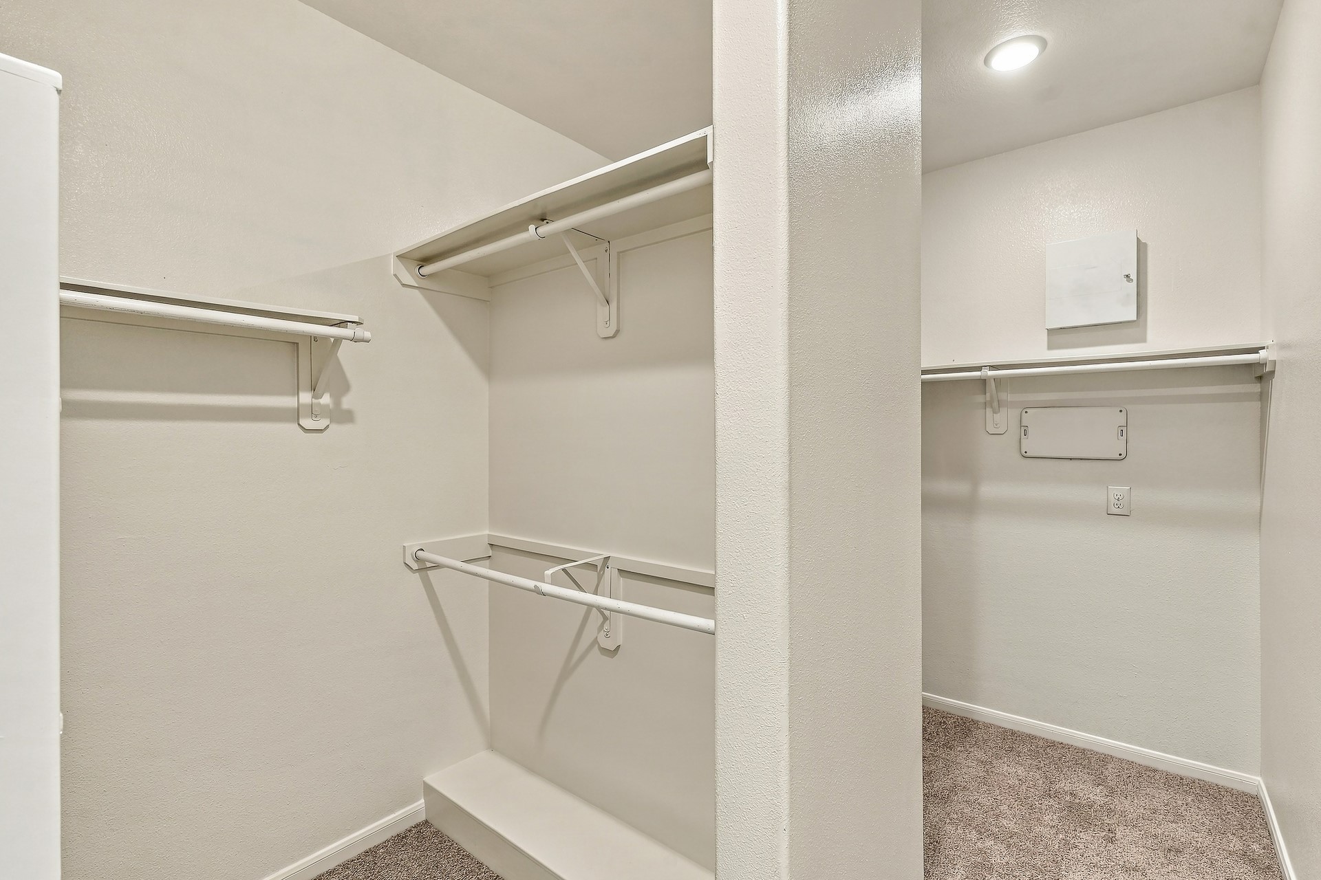 632 Kickapoo Court Webster, TX 77598 - Photo 15 of 22 Gallery Image 15