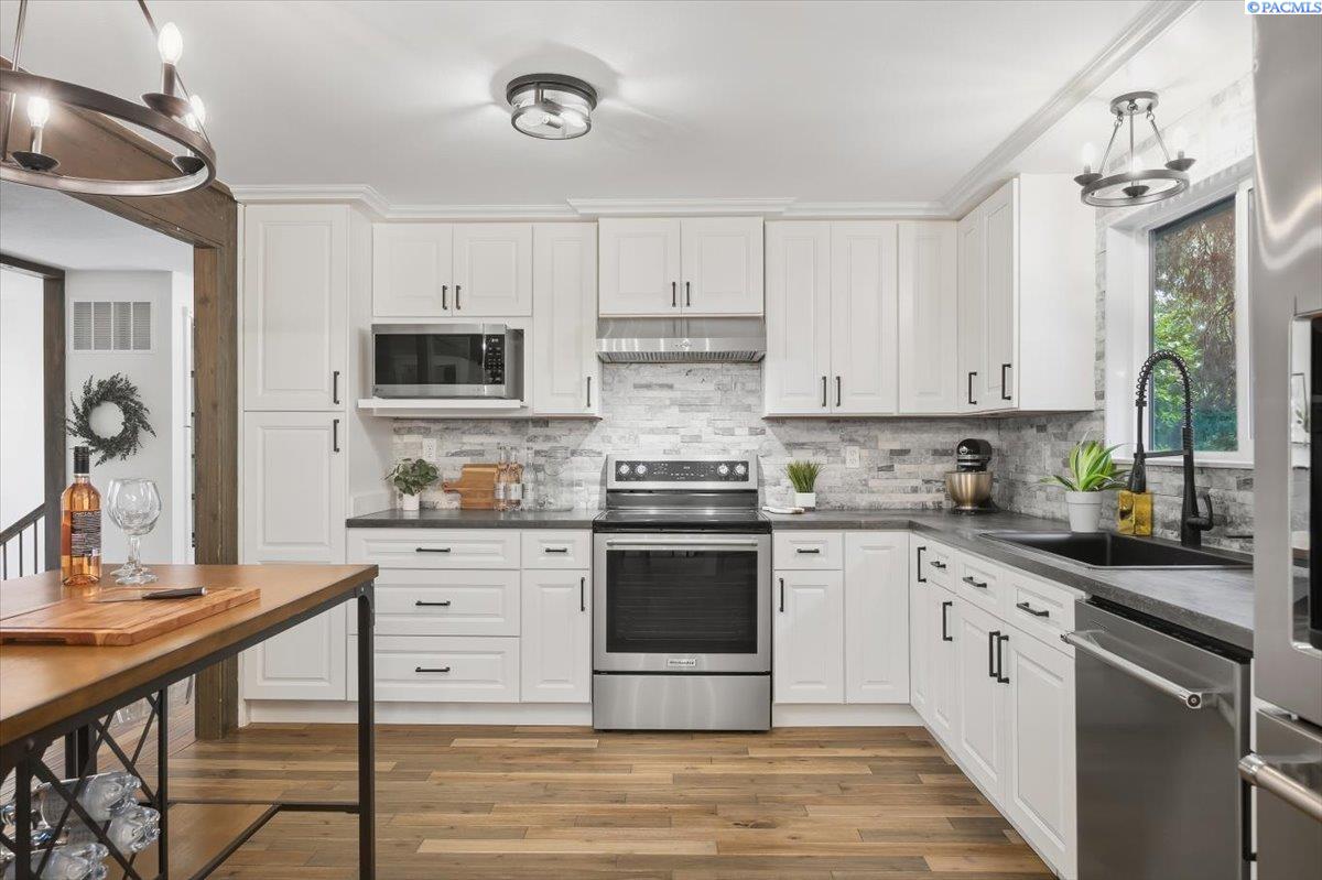 1513 South Reed Court Kennewick, WA 99338 - Photo 11 of 50 Gallery Image 11