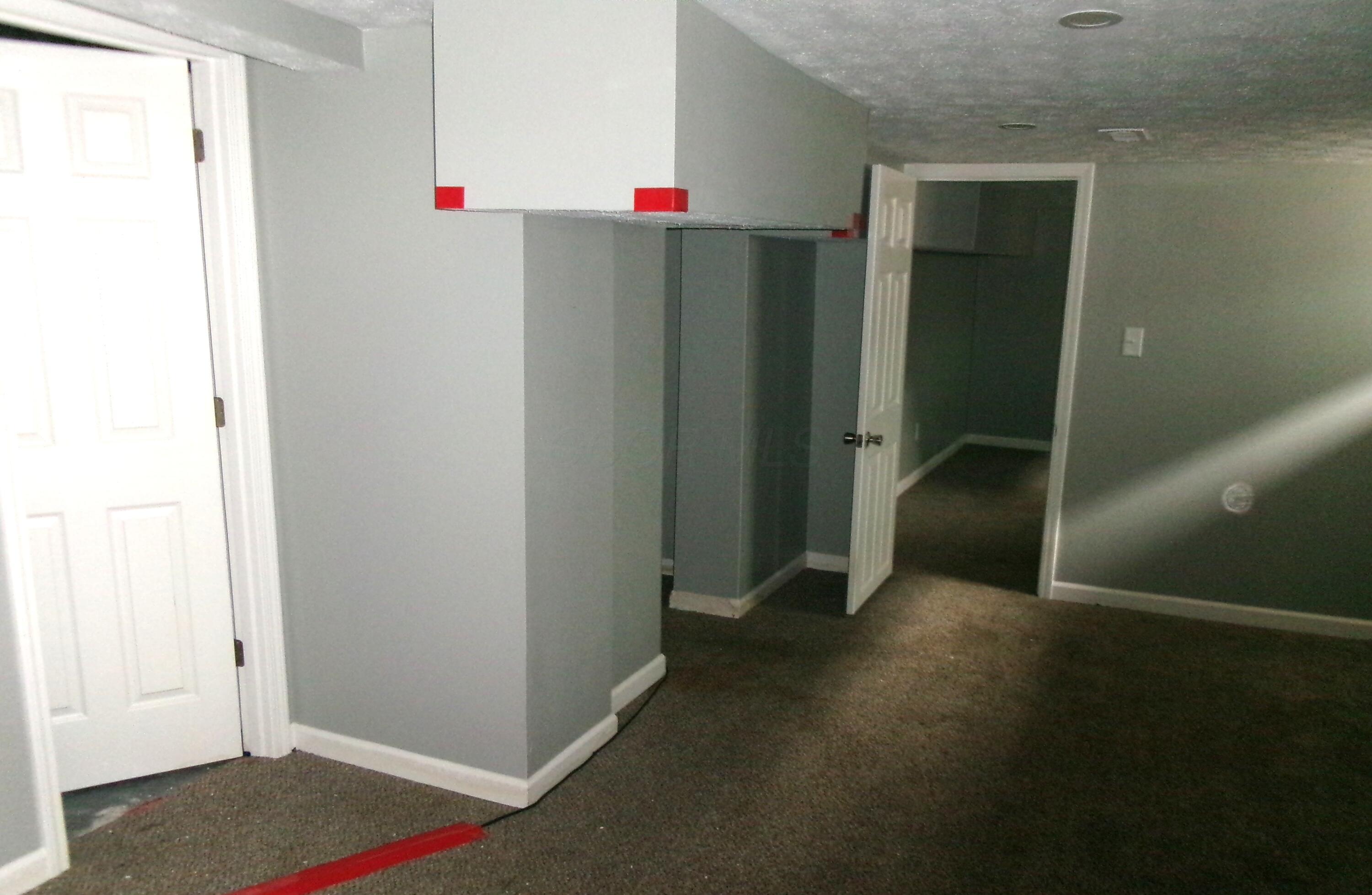 82 Delray Road Columbus, OH 43207 - Photo 18 of 19 Delray rec room other view