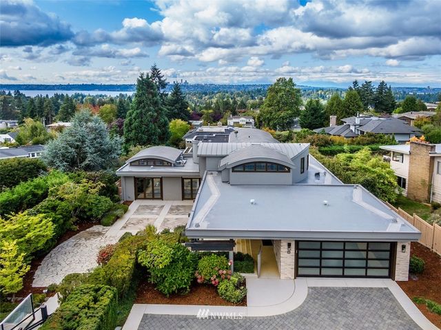 $4,600,000 | 1315 94th Avenue Northeast, Clyde Hill, WA 98004