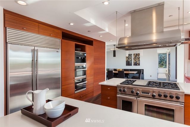 $4,600,000 | 1315 94th Avenue Northeast, Clyde Hill, WA 98004