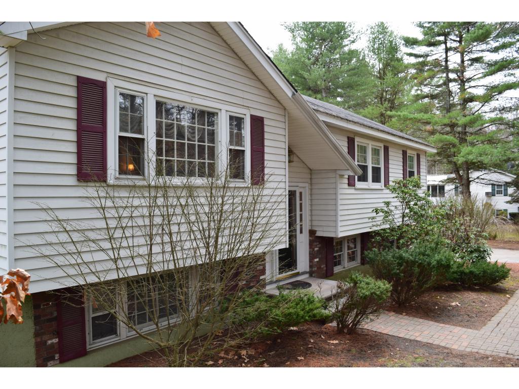 52 Kendall Pond Road Windham, NH 03087 - Photo 3 of 34