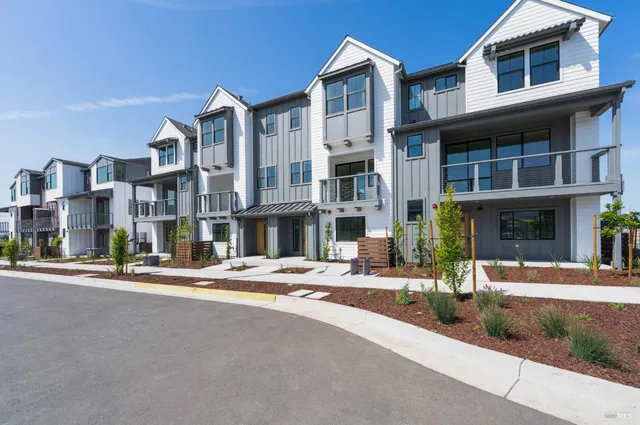 $729,000 | 209 Wellness Way, Rohnert Park, CA 94928