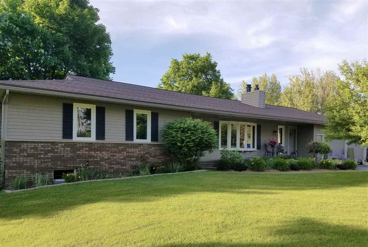 10215 East Fort Road Suttons Bay, MI 49682 - Photo 25 of 60 1851099-24.JPG