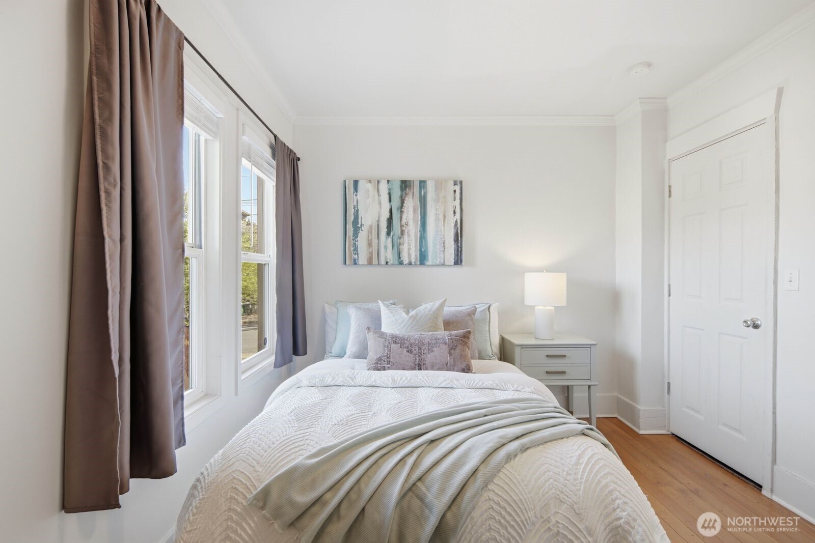 1709 North 35th Street Seattle, WA 98103 - Photo 15 of 39 Gallery Image 15