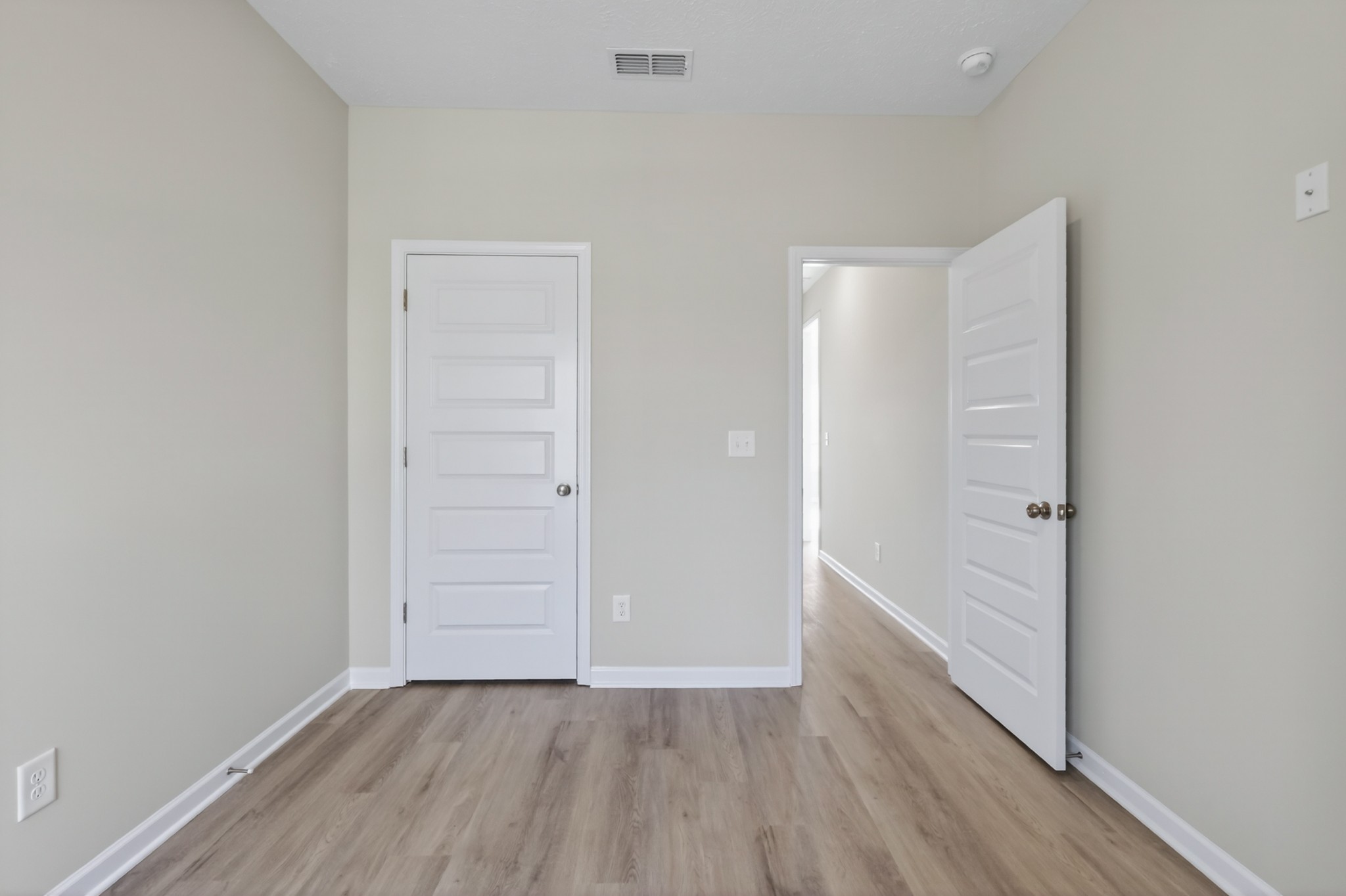 336 North Fork Branch Road Tullahoma, TN 37388 - Photo 29 of 34 a view of a hallway with wooden floor
