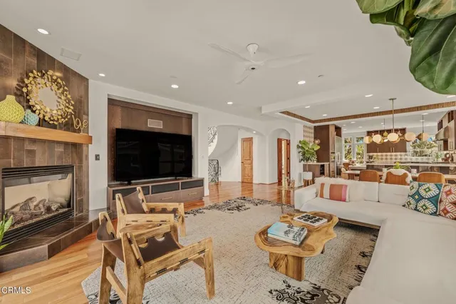 $3,795,000 | 1158 Shelburn Lane, Ventura, CA 93001