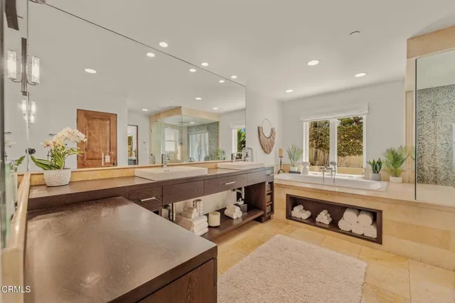 $3,795,000 | 1158 Shelburn Lane, Ventura, CA 93001