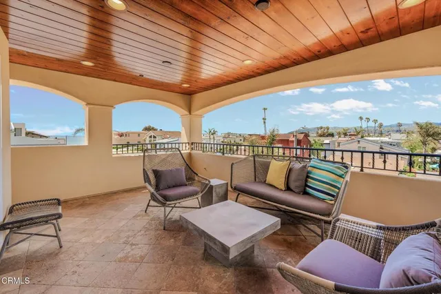 $3,795,000 | 1158 Shelburn Lane, Ventura, CA 93001