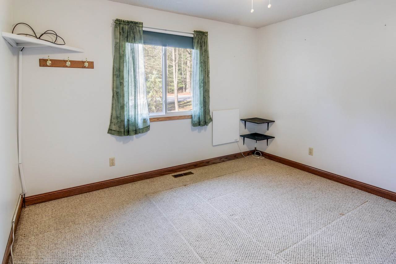 1123 Gonder Road Interlochen, MI 49643 - Photo 14 of 37 1882155-13.JPG