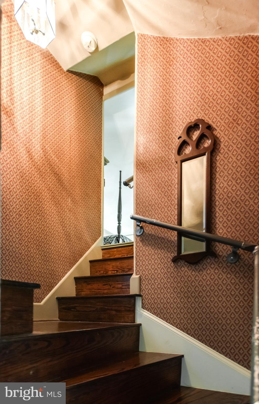 38 Old Lancaster Road Devon, PA 19333 - Photo 20 of 32 a view of entryway