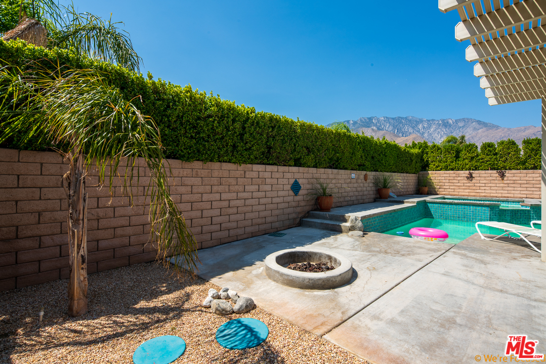 1597 East Racquet Club Road Palm Springs, CA 92262 - Photo 27 of 29 Gallery Image 27