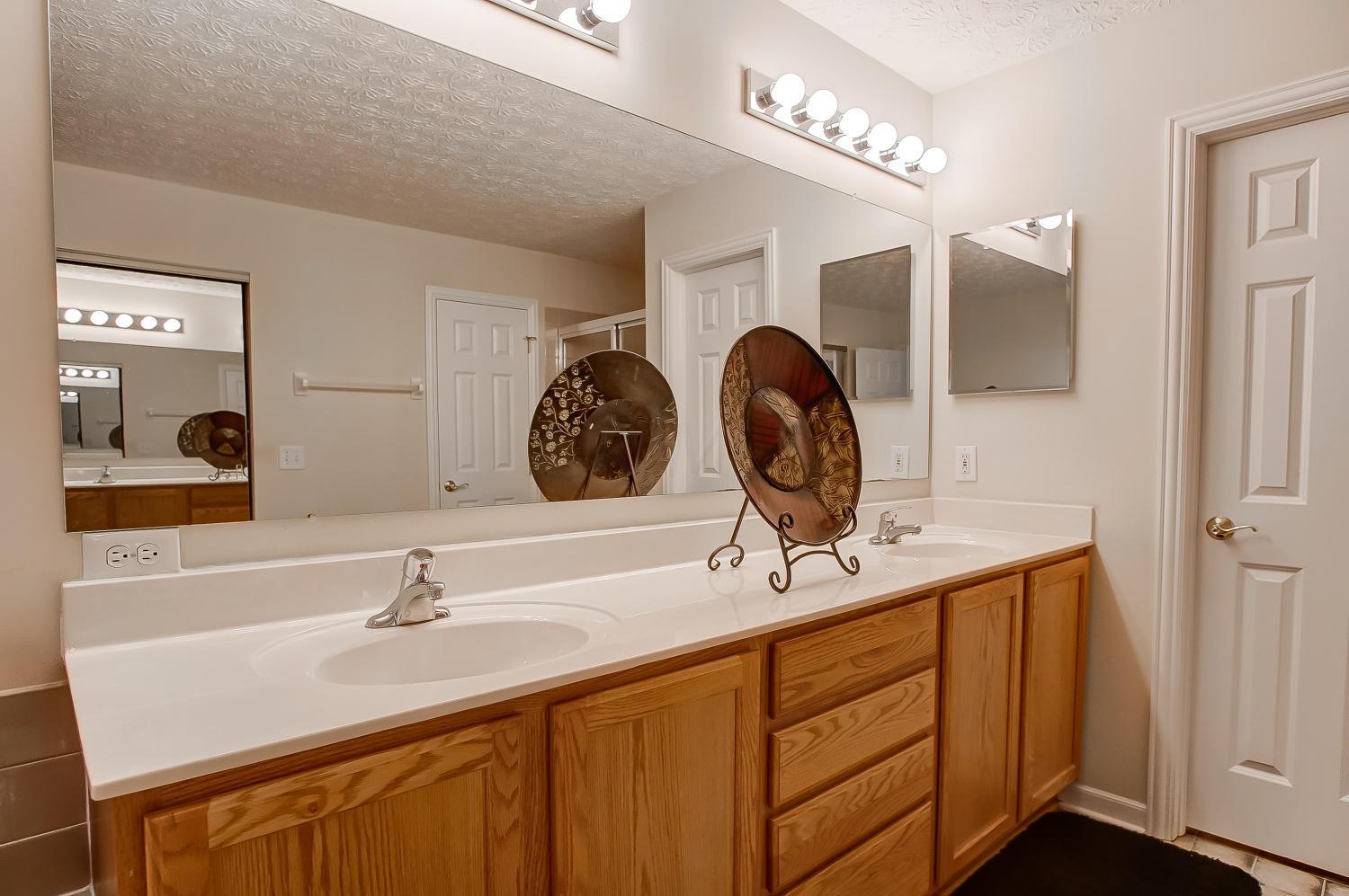 141 Rivers Edge Way Columbus, OH 43230 - Photo 22 of 45