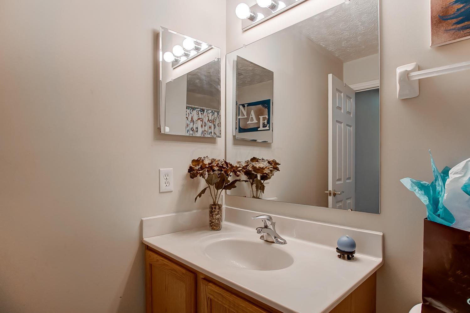 141 Rivers Edge Way Columbus, OH 43230 - Photo 31 of 45