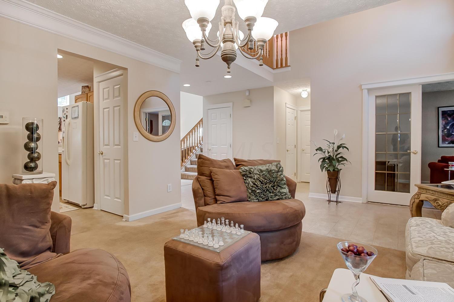 141 Rivers Edge Way Columbus, OH 43230 - Photo 6 of 45