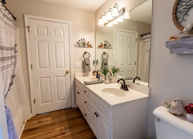 $259,900 | 1699 Burnt Oak Drive, Unit 195, Dalton, GA 30721