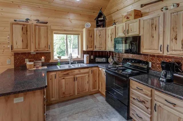 $425,000 | 24634 Wooded Trail, Crosby, MN 56441