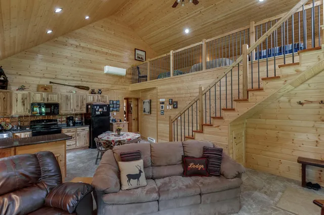 $425,000 | 24634 Wooded Trail, Crosby, MN 56441