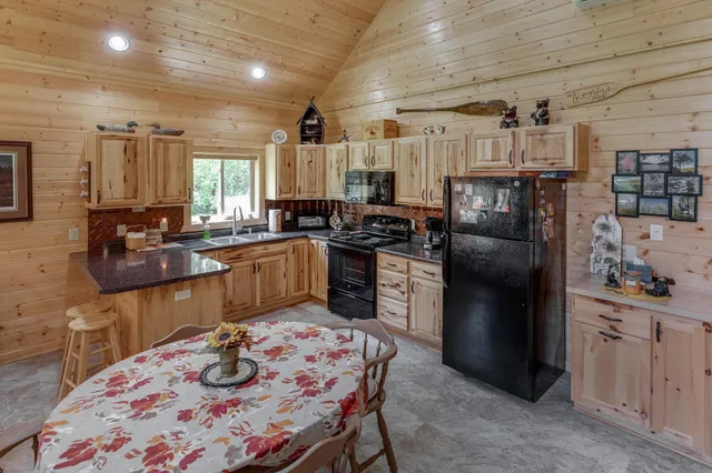 $425,000 | 24634 Wooded Trail, Crosby, MN 56441