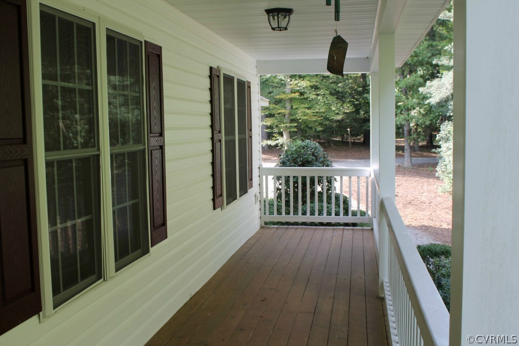 9297 South Courthouse Road Providence Forge, VA 23140 - Photo 2 of 24 Gallery Image 2