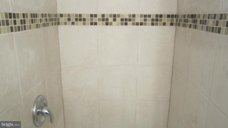 14502 Fullerton Road Woodbridge, VA 22193 - Photo 15 of 30 Bath