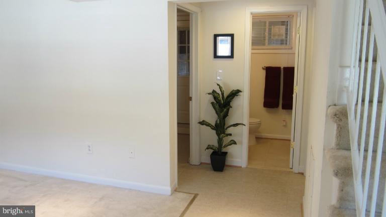 14502 Fullerton Road Woodbridge, VA 22193 - Photo 27 of 30 Interior (General)