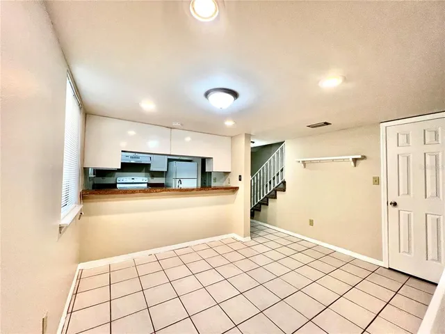$159,000 | 1409 Oak Place, Unit H, Apopka, FL 32712