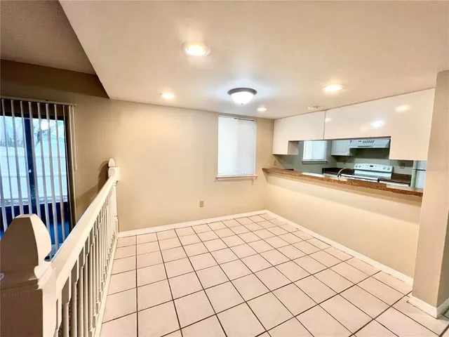 $159,000 | 1409 Oak Place, Unit H, Apopka, FL 32712
