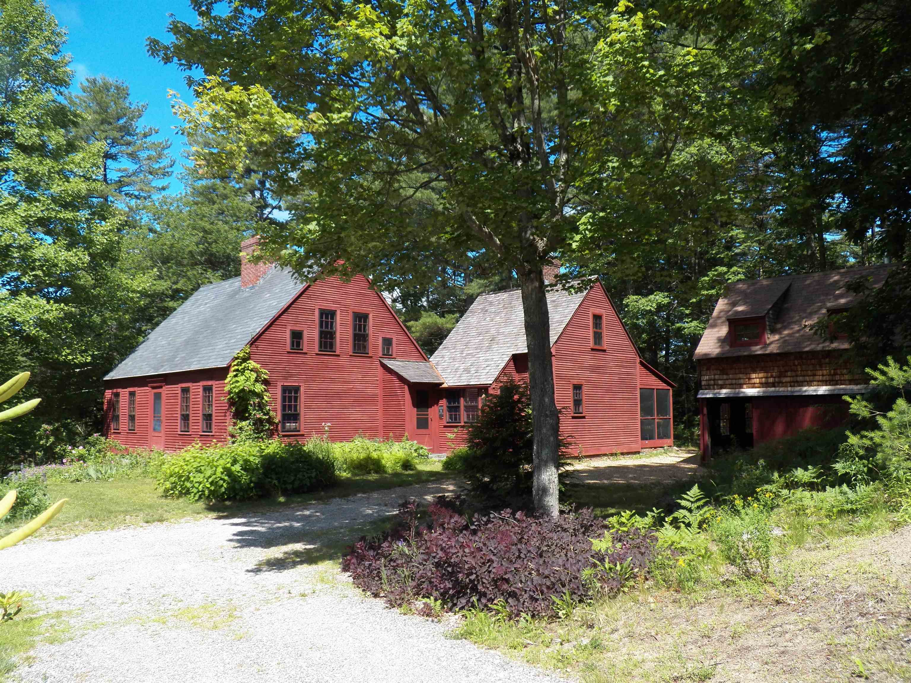 173 North Road Deerfield, NH 03037 - Photo 2 of 31 Gallery Image 2
