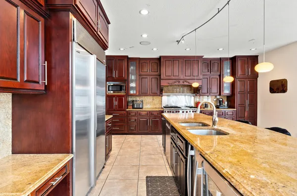 $1,240,000 | 2368 Barton Avenue Northwest, Buffalo, MN 55313