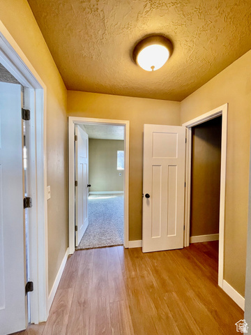 255 West Main Street Mount Pleasant, UT 84647 - Photo 19 of 35 Entryway featuring wood-finish flooring and neutral wall tones