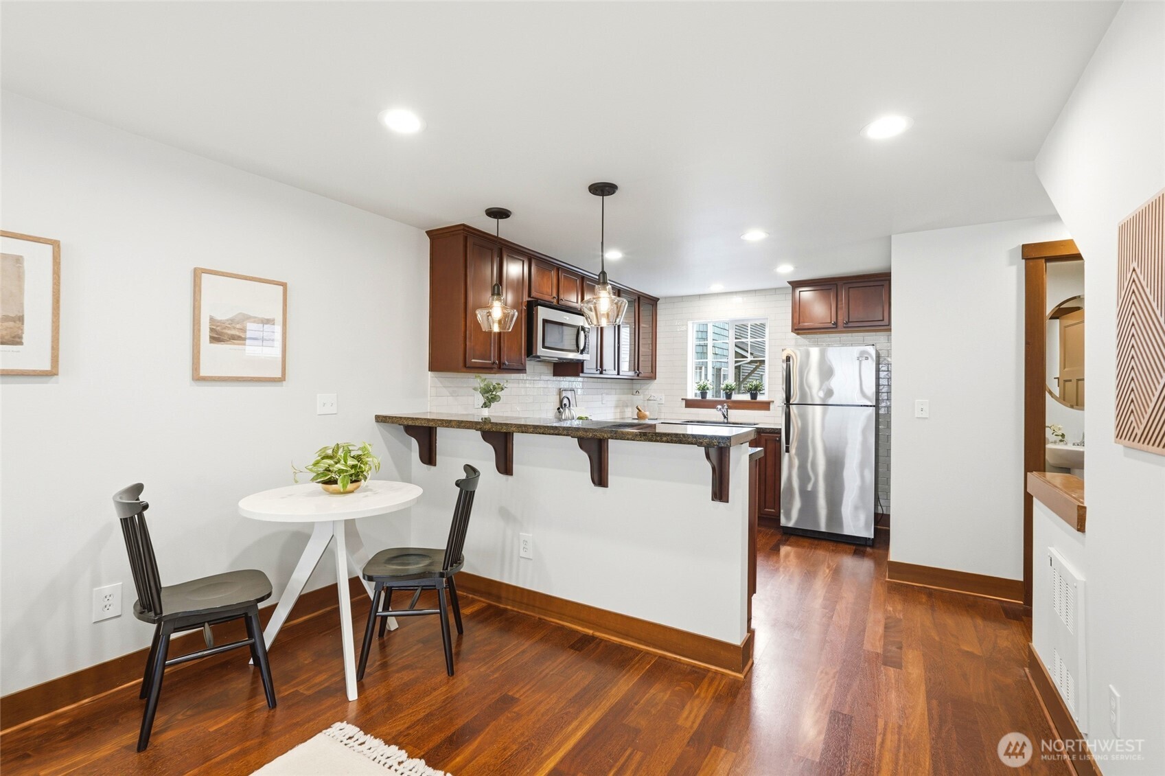725 North 95th Street, Unit B Seattle, WA 98103 - Photo 8 of 29
