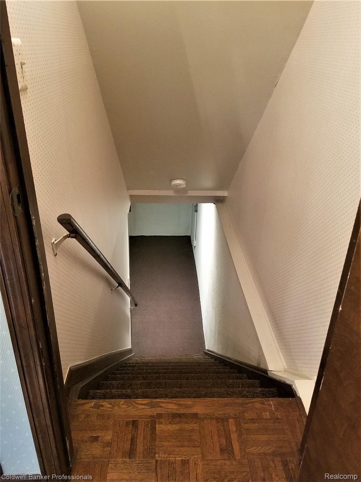 1862 Ludgate Lane Rochester, MI 48309 - Photo 44 of 54 1862_Ludgate_Stairs to basement